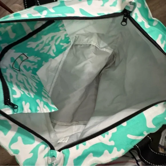 Scout Turquoise Tote Bag with Coral Reef Design - Picture 9 of 10
